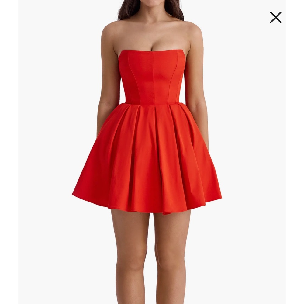 Emmanuela Strapless Corset Fit & Flare Minidress. Size S. Regular length